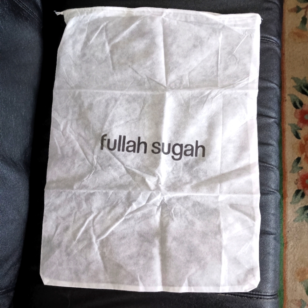 3/$10 🌟 NEW Fullah Sugah White Purse Handbag Dust Bag